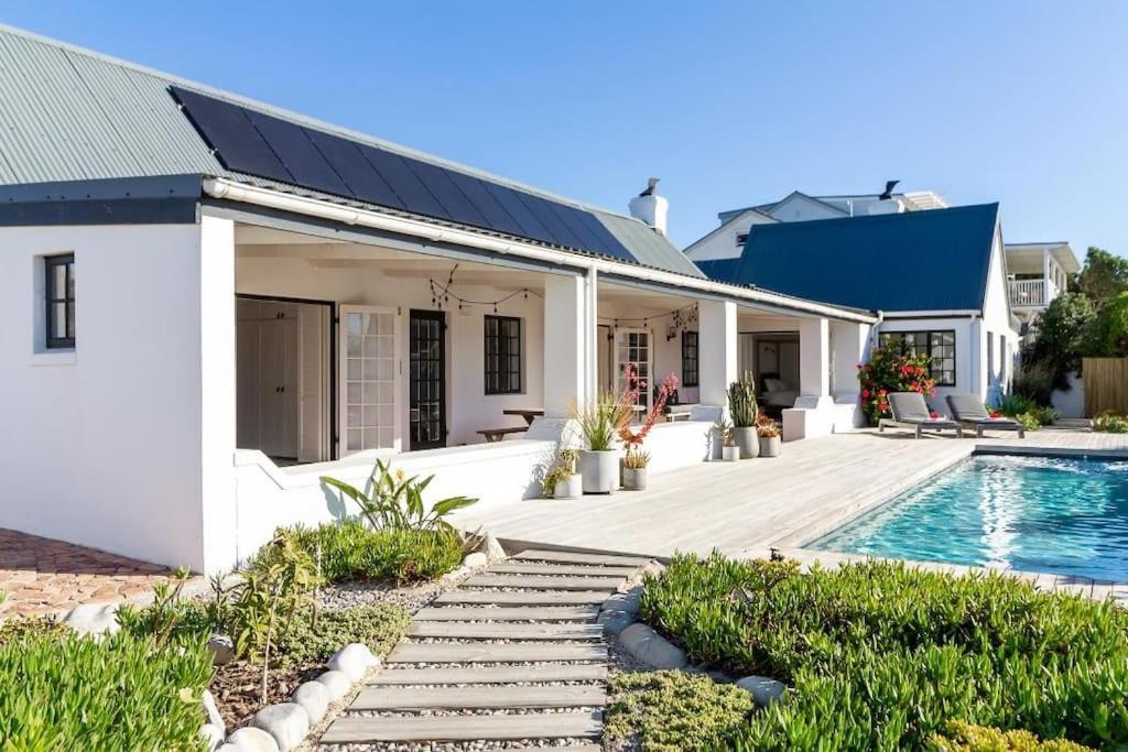 Waves, Kommetjie Bliss Villa *