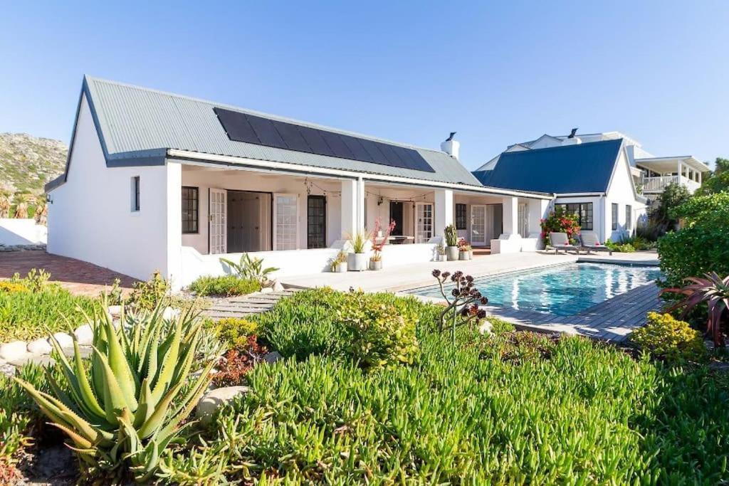 Waves, Kommetjie Bliss